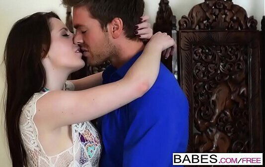 Babes Raven Temptress starring Samantha Bentley Ryan Rider clip