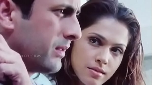 Bollywood Actress Isha Koppikar scene....