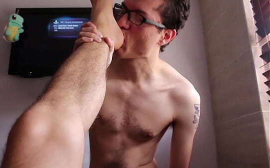 geek twins boyfriends