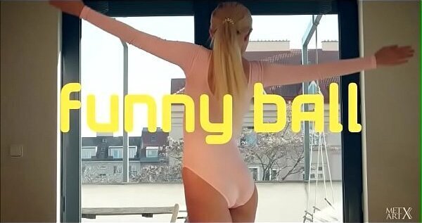 Lisa Dawn masturbating Funny Ball Watch Part2 milfcamhunter.com