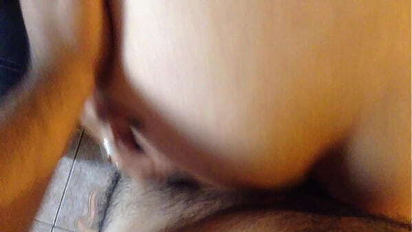 Rompiendo culo putita