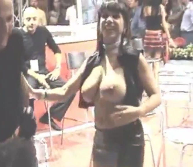 Sonia Eyes foto fans