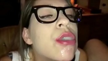 eflirteo.pl girl sucking dick