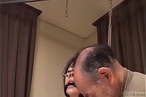 Subtitled bizarre CMNF Japanese nose hook BDSM spanking9-20170505