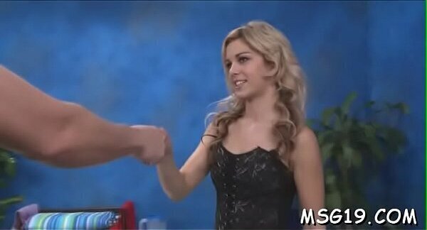 Bubble butt girl craves