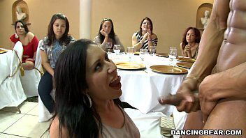 It'_s time to celebrate and party with the infamous Dancing Bear! (db9822)