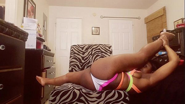 Dancing Rihanna- Needed