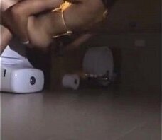 Modelo Pillada En El Ba&ntilde_o