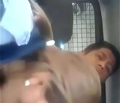 policias mexico cogiendo patrulla