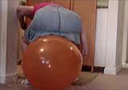 ZiPorn Movies -BUST BALLOON WITH