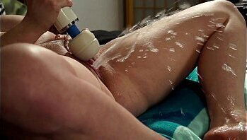 Solo Squirt Slow Motion