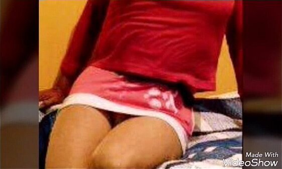 Puta sabrosa ense&ntilde_ando nalgas