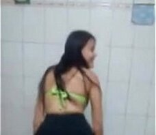 Debyzynha Mary dancando bonde moleques