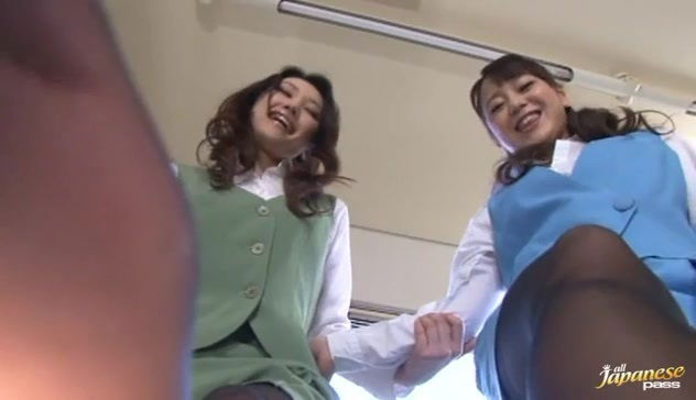 Anju Natsuki and Azumi Mizushima sits on face and rides cock