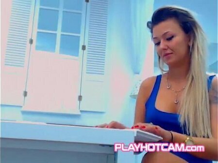 Blue Dress Blonde Hottie Chatting Cyber PLAYHOTCAM