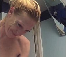 hooker gives nice slow blowjob motel