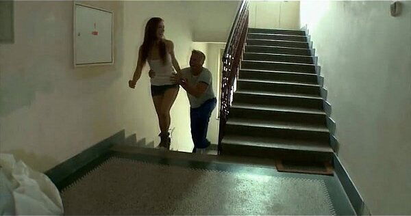 Beauty does perfect oral pleasure