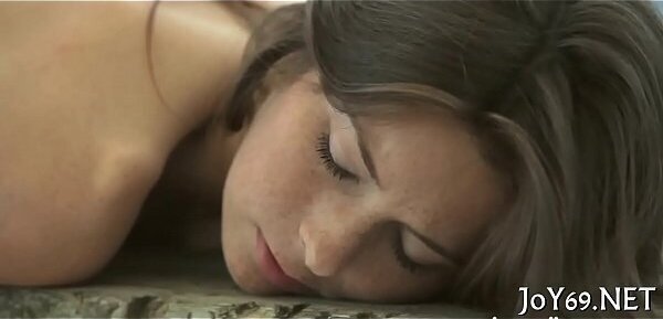 Yummy teen rubs lustful muff