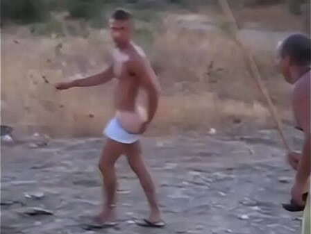 heteros mostrando bunda