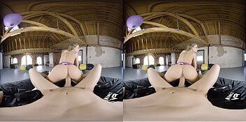 Horny Girlfriend Riding Your Dick! (VR)