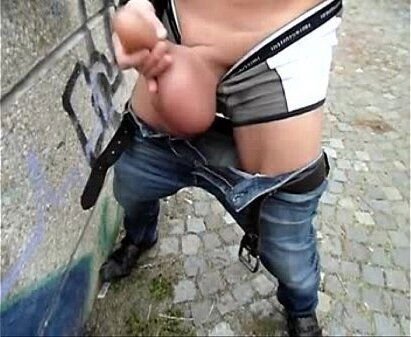 outdorwithsalineinball1