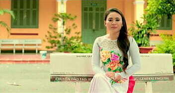 B&uacute_t Ng&agrave_y Xanh Ngọc H&agrave_