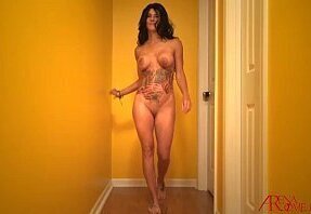 ARENA ROME JACKOFF MATERIAL