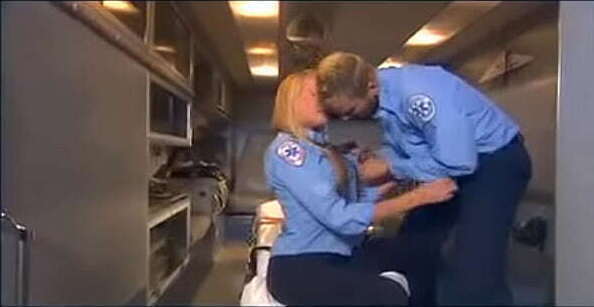 Chich Tiếp vi&ecirc_n h&agrave_ng kh&ocirc_ng