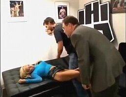 DRUNKEN MARY CAREY WASTED ON THE HOWARD STERN SHOW HD Porn Videos -