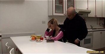 Daddy I'_m Sick: cure my Pussy