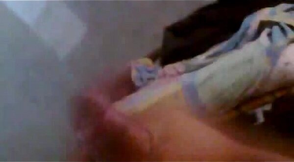 Chibolo arrecho pajeandose