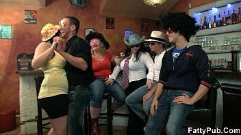 Three boozed BBW have fun in the bar