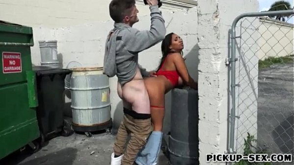 Eurobabe Priya Price fucked public