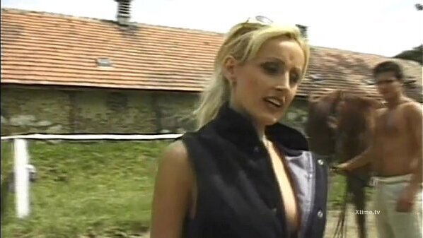 Blonde slut gives blowjobs stable