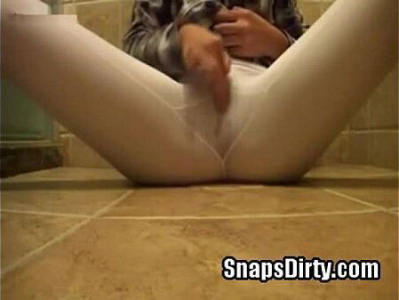 teen from SnapsDirty squirt tight leggings
