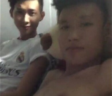 Trai khoe h&agrave_ng phần