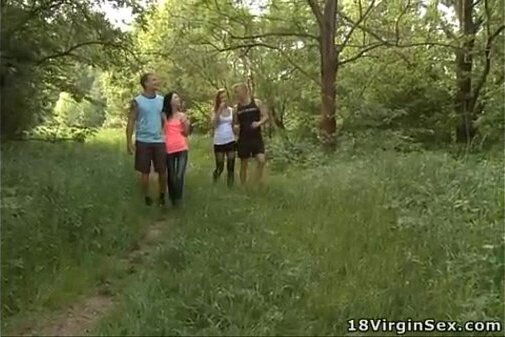 Teens Enjoy Amazing Threesomes Group 101LIVECAM.COM