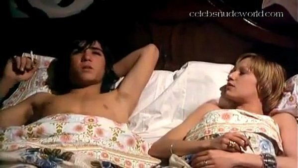 Rebeca Romer Perros Callejeros (1977)