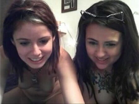 lesbians teens webcam negrofloripa from DesiresBBW .com