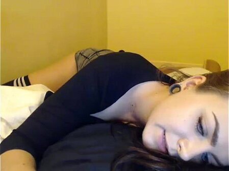 Beautiful lady live free shows