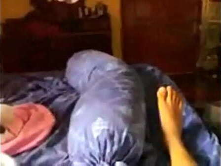 Aisyah beraksi lucah