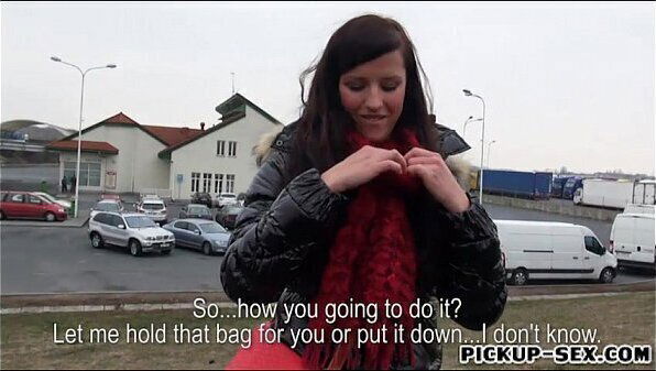 Morgan Blanchett flashes banged