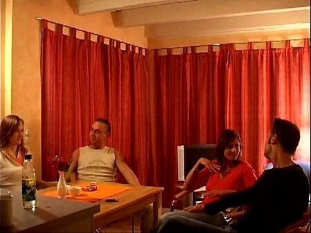 Geiler P&auml_rchentausch hier wird fremdgefickt! Teil