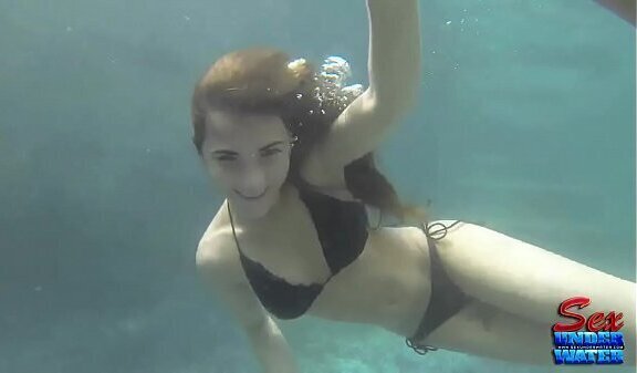 Molly Jane: Erotic Mermaid