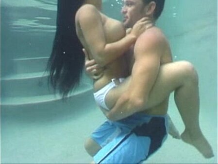 Mason Storm Starts Fuck Underwater