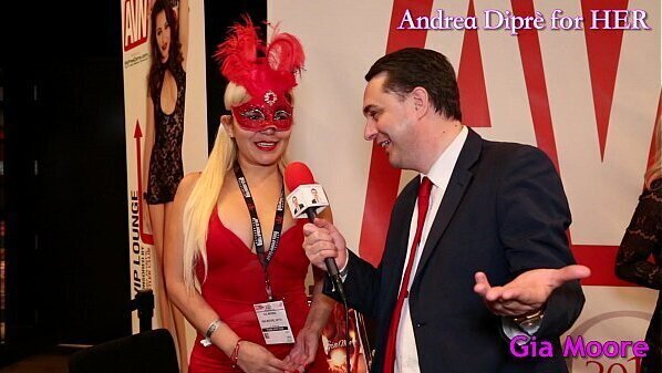 Andrea Dipr&egrave_ Moore