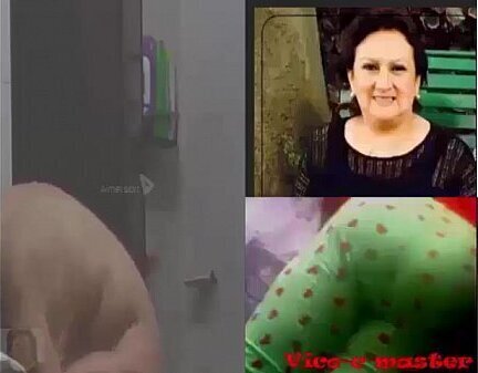 Espiando putita ducha