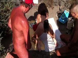 Eva sumisa de yuvutu en la playa de la tejita. tenerife