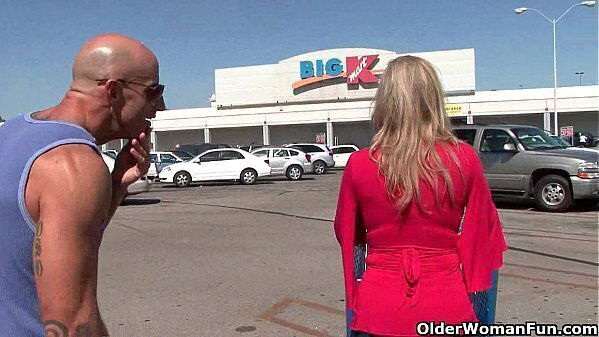 Busty milf Savannah Jane gets picked from mall fuck fest