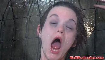 Sensory deprivation session for skank